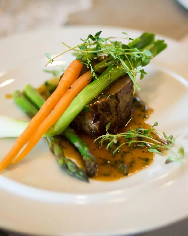 Menü-Service / Plated Dinner — Inklusivleistungen